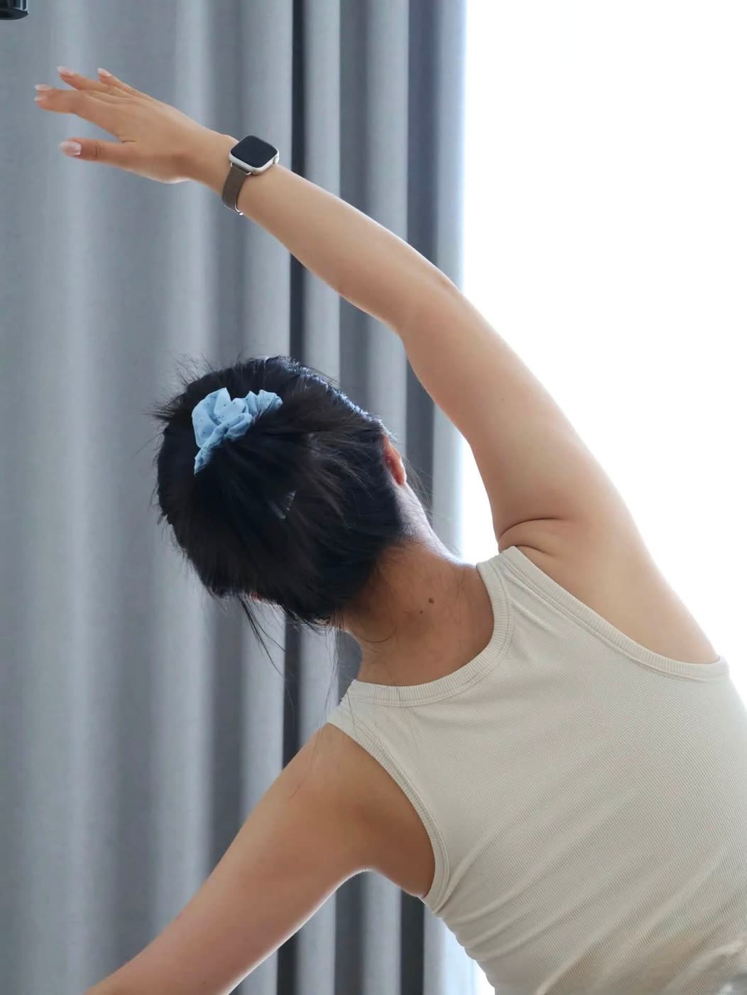 Giãn cơ bên cửa sổ
